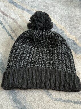 Levis Gray Fleece Lined Beanie Cap Hat Cable Knit One Size